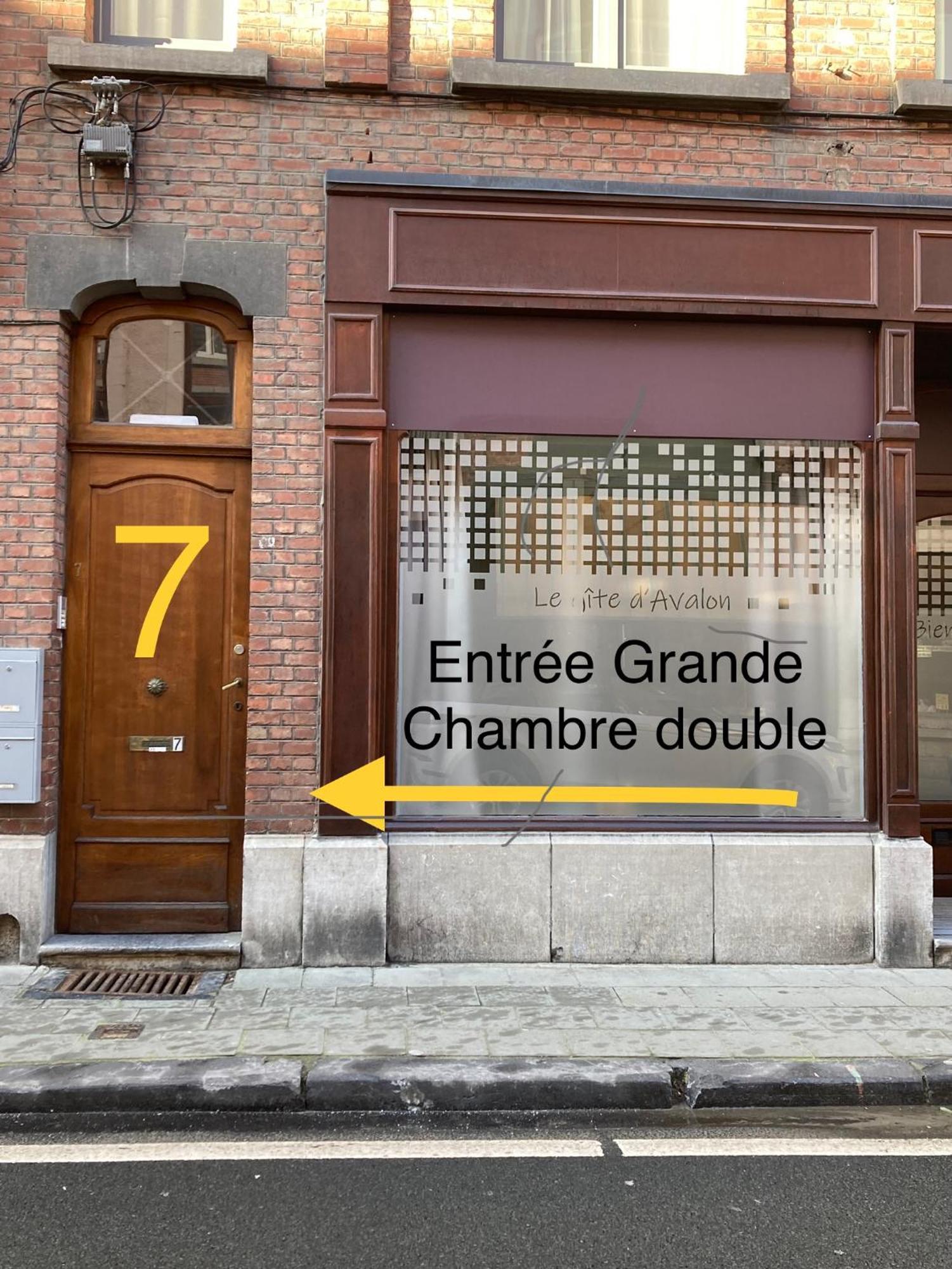 Gite D'Avalon Chambre 7 Dinant Dış mekan fotoğraf